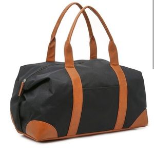 ✨NEW DSW Weekender Duffle Bag in Black & Brown ✨